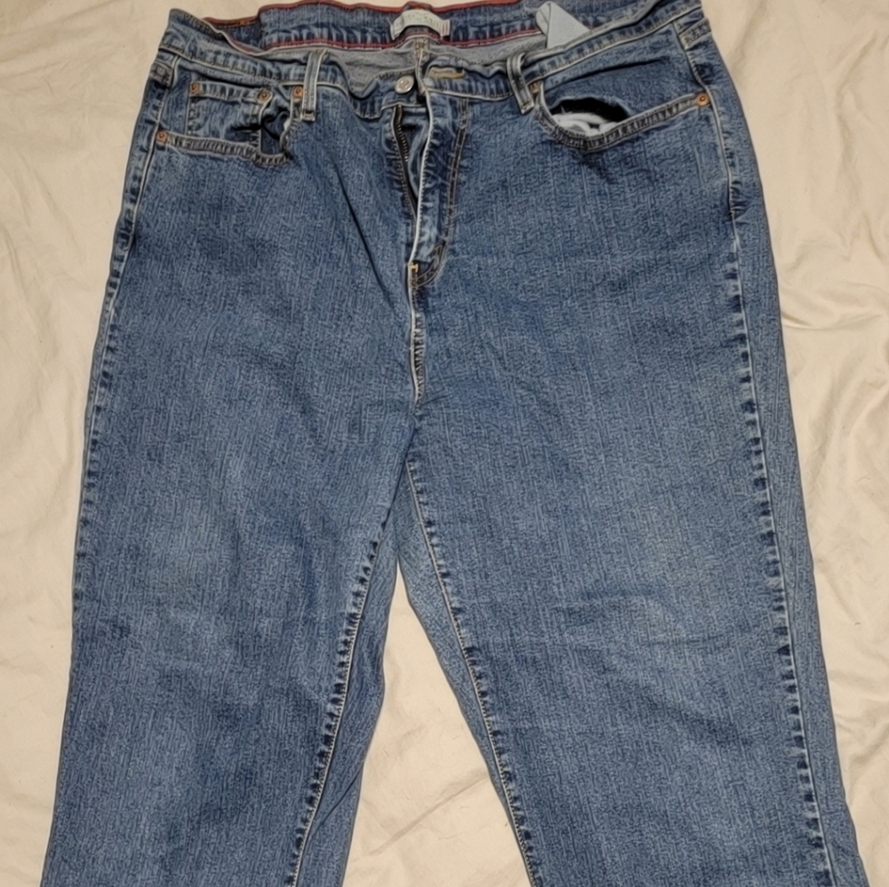 Womens Levi's